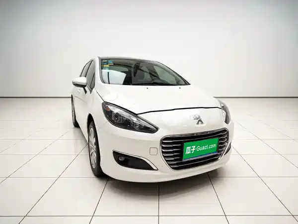 Peugeot 308 2016
