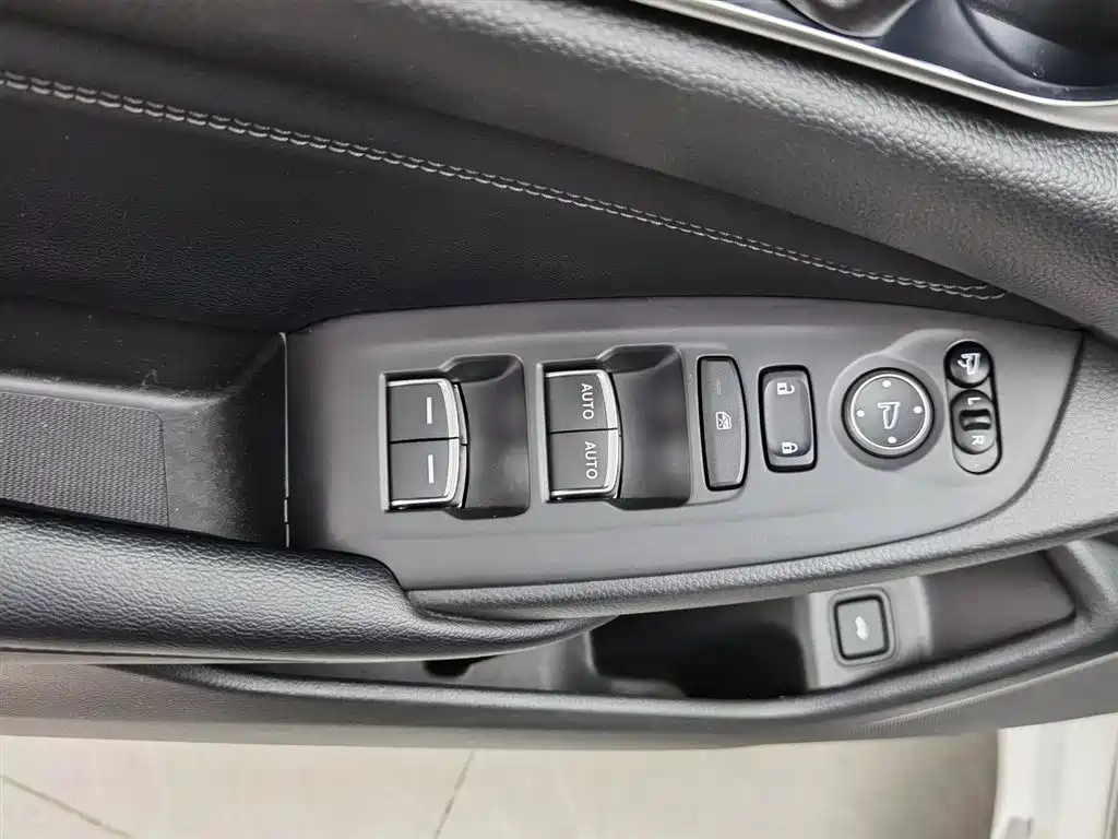 Honda Accord 2021 — фото 9