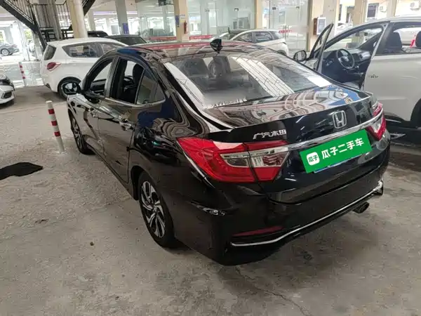 Honda Crider 2017