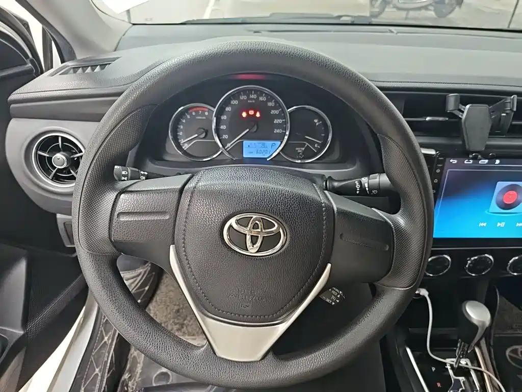 Toyota Corolla 2019 — фото 11