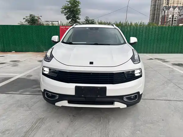 Lynk & Co 01 2018