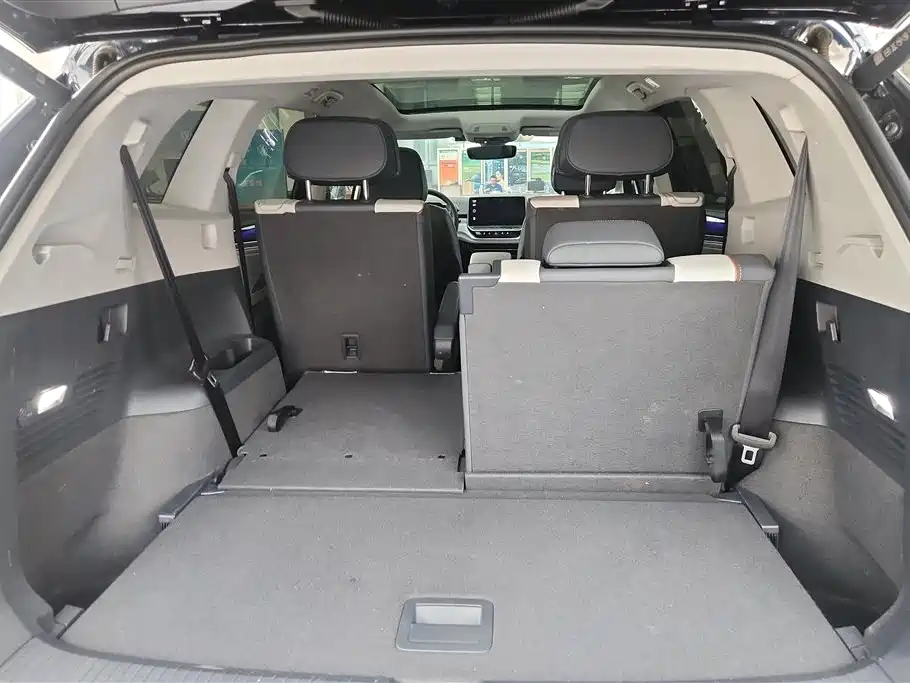 Volkswagen ID.6 Crozz 2022