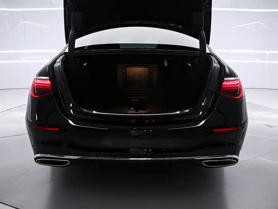 Mercedes-Benz S-Class 2023 — фото 15