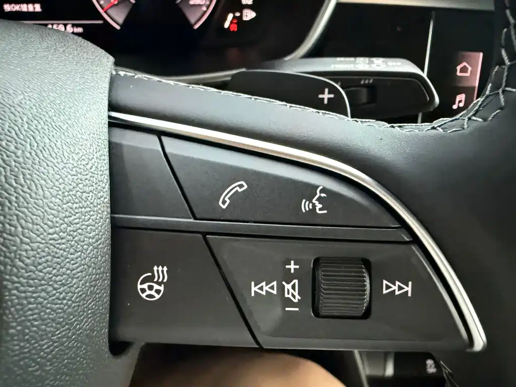 Audi Q3 2022 — фото 15