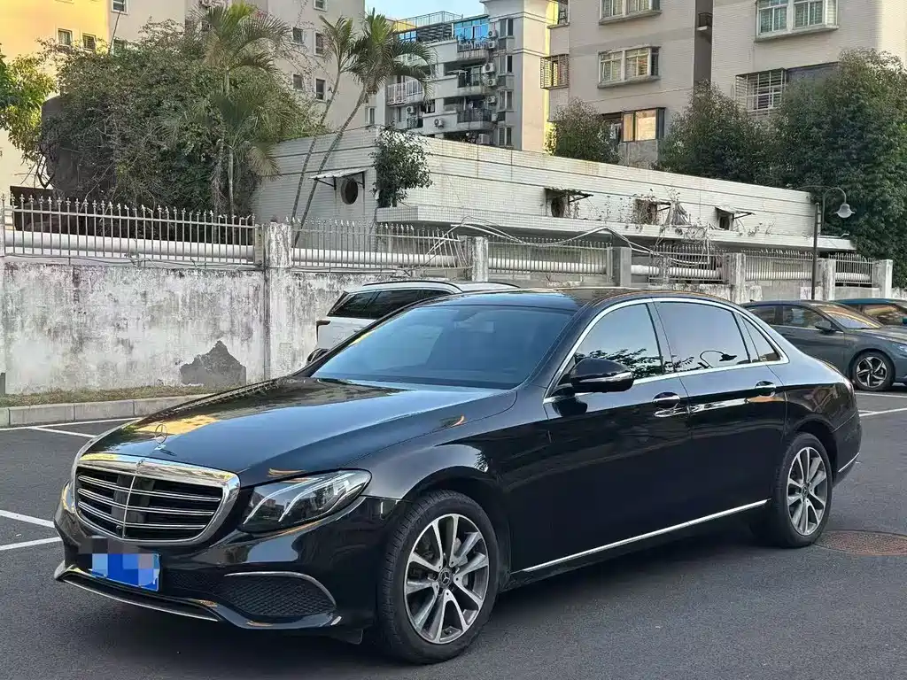 Mercedes-Benz E-Class 2018 — фото 1