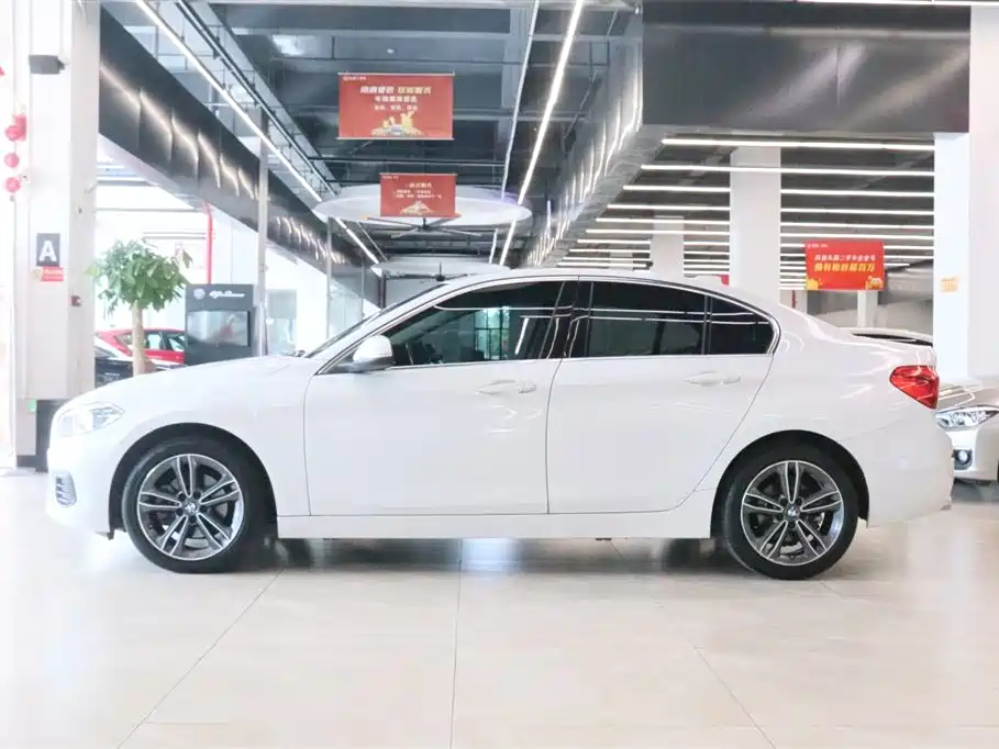 BMW 1 Series 2019