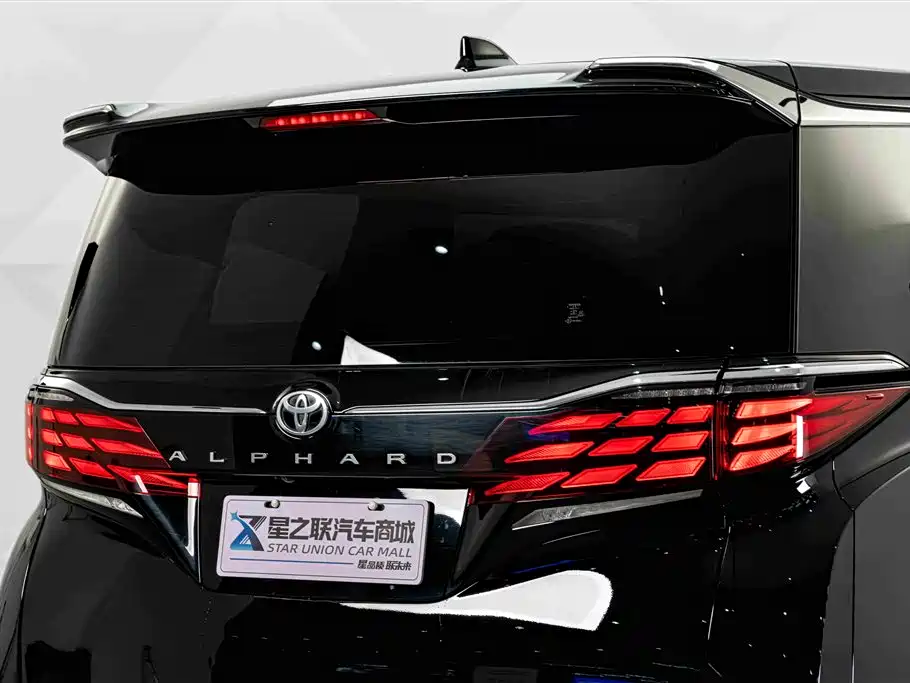 Toyota Alphard 2024 — фото 8