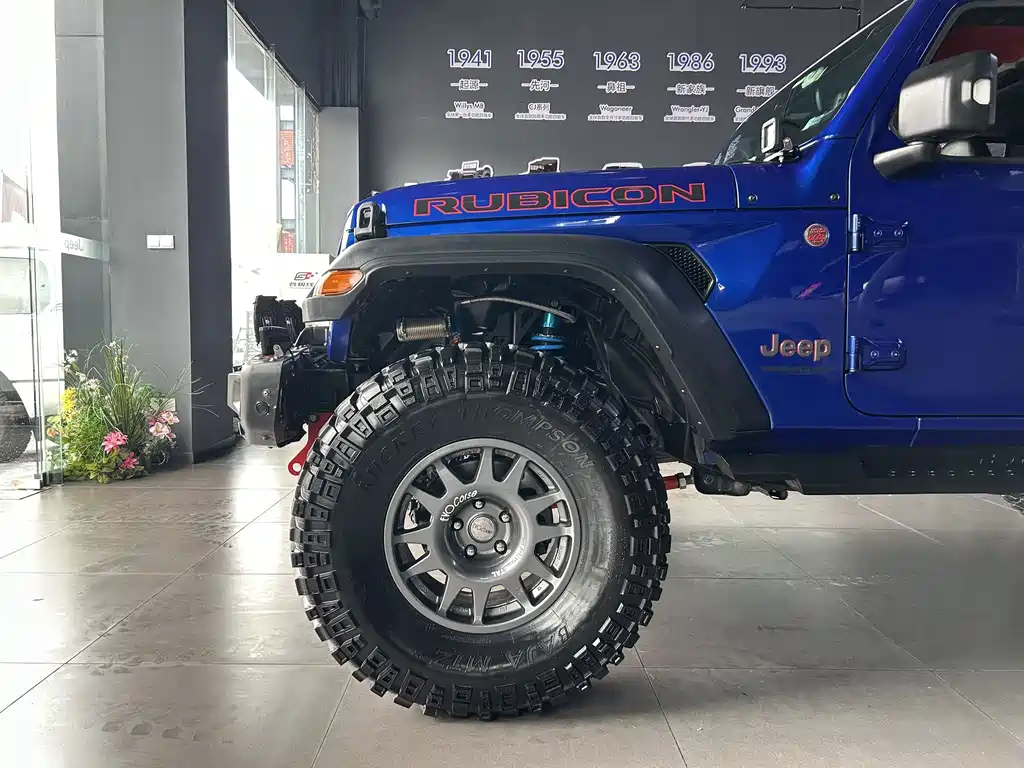 Jeep Wrangler 2020 — фото 19