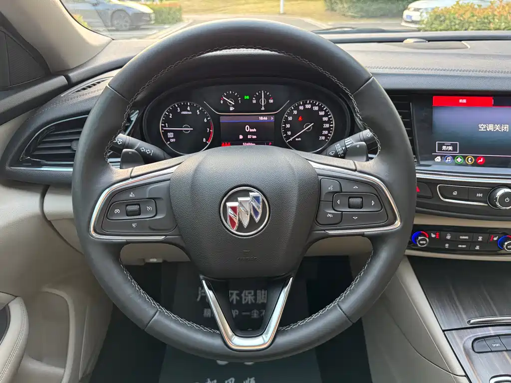 Buick Regal 2022 — фото 16