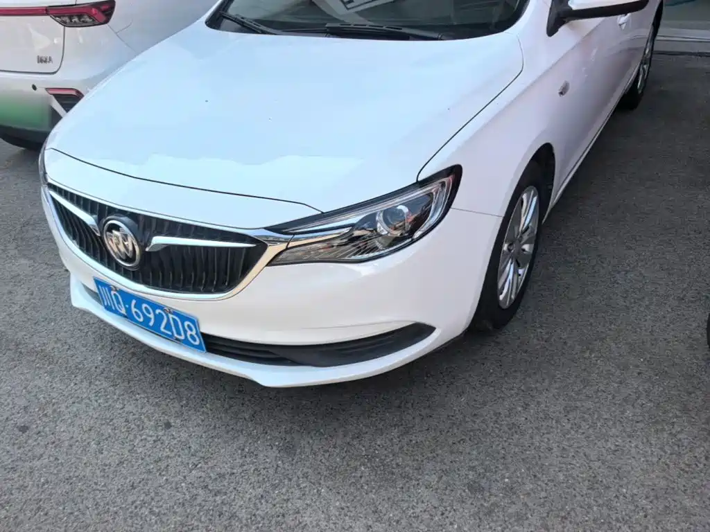 Buick Excelle 2018 — фото 24