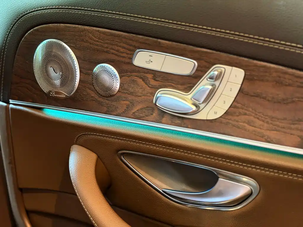Mercedes-Benz E-Class 2020 — фото 8