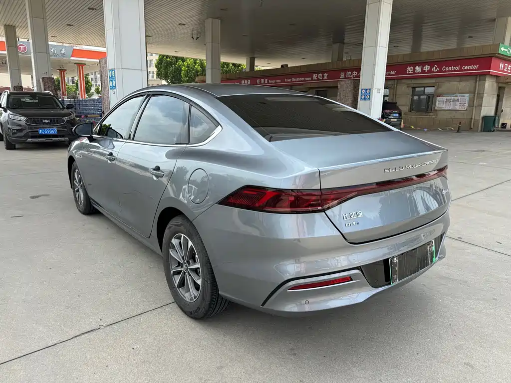 BYD Qin PLUS 2025 — фото 17