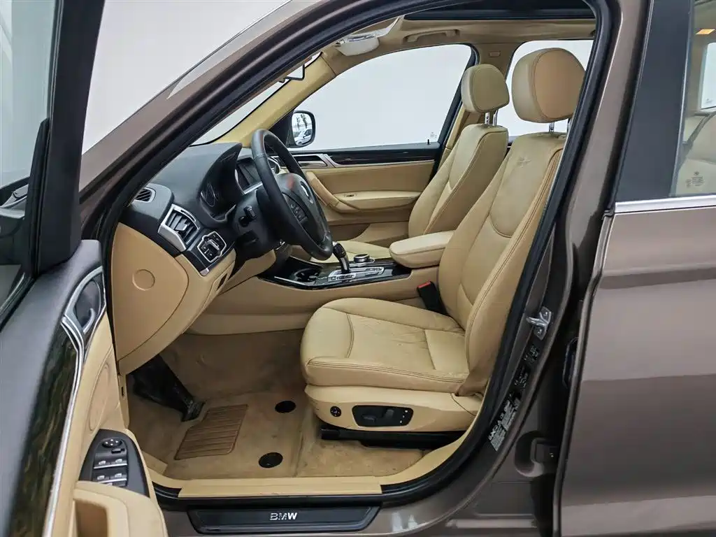 BMW X3 2014 — фото 10