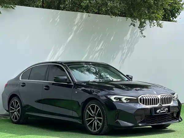 BMW 3 Series 2023