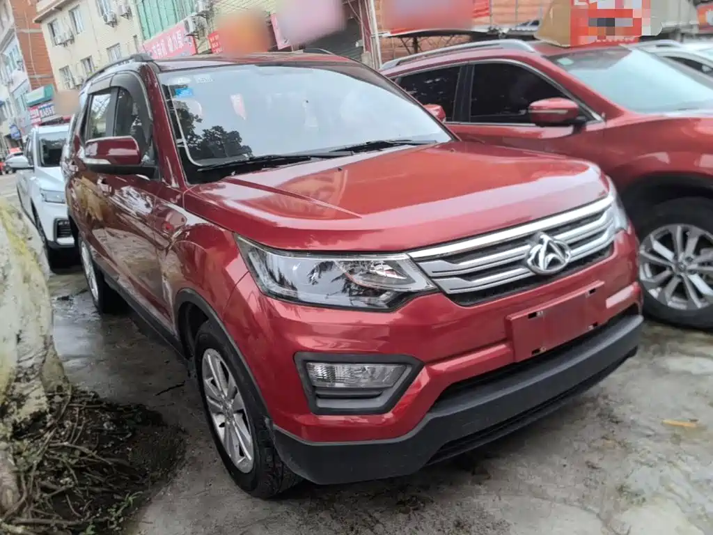 Oshan Oushang CX70 2016
