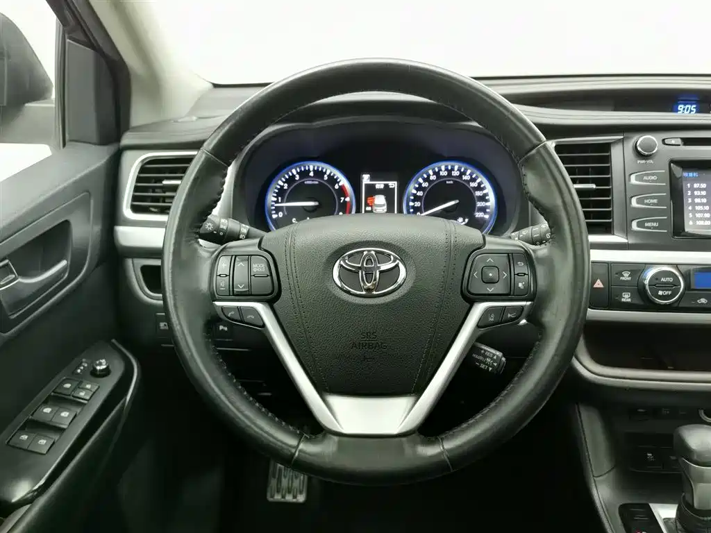 Toyota Highlander 2020 — фото 11