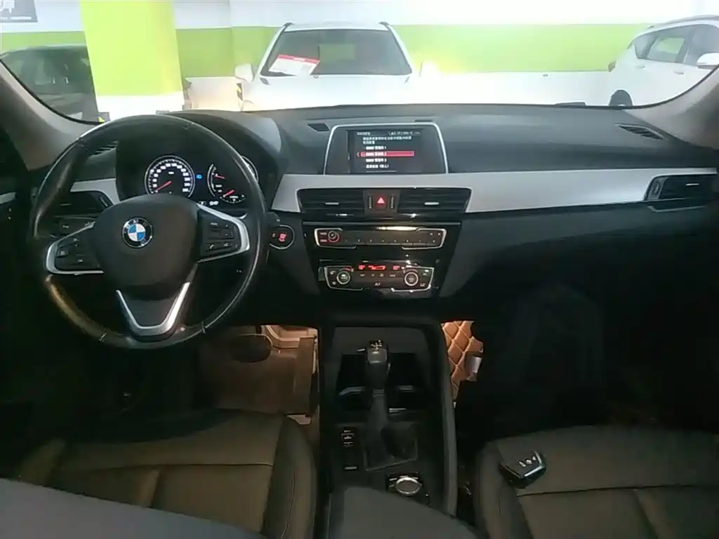 BMW X1 2019 — фото 10
