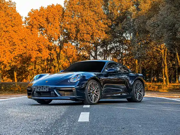 Porsche 911 2021