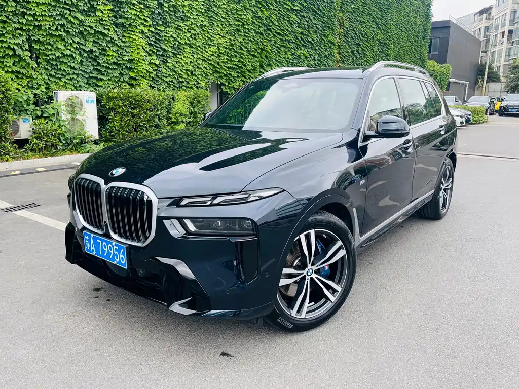 BMW X7 2025