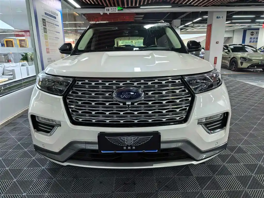 Ford Explorer 2021 — фото 2