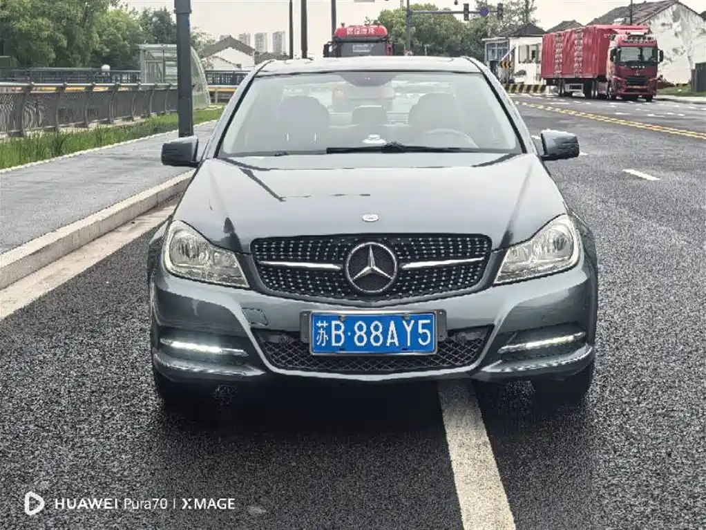 Mercedes-Benz C-Class 2012