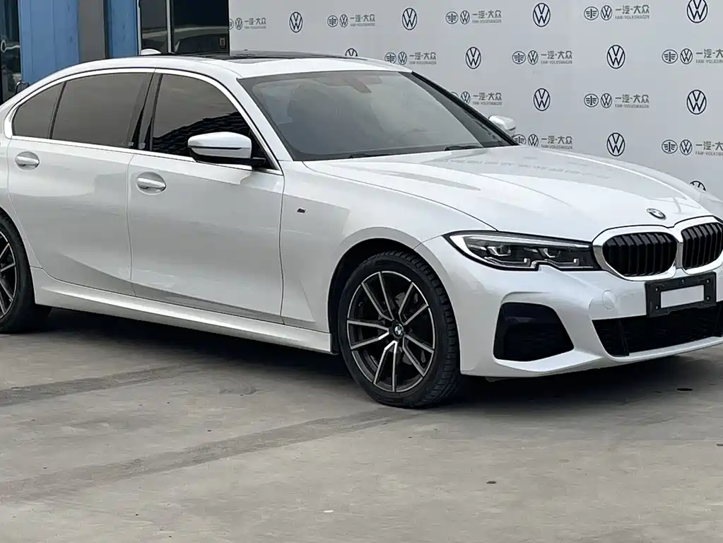 BMW 3 Series 2022