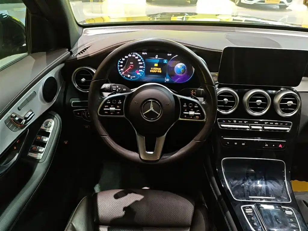 Mercedes-Benz GLC 2022 — фото 11