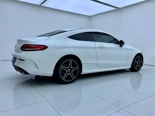 Mercedes-Benz C-Class 2021