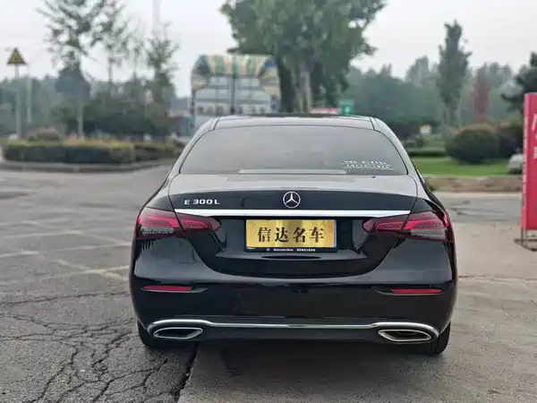 Mercedes-Benz E-Class 2023