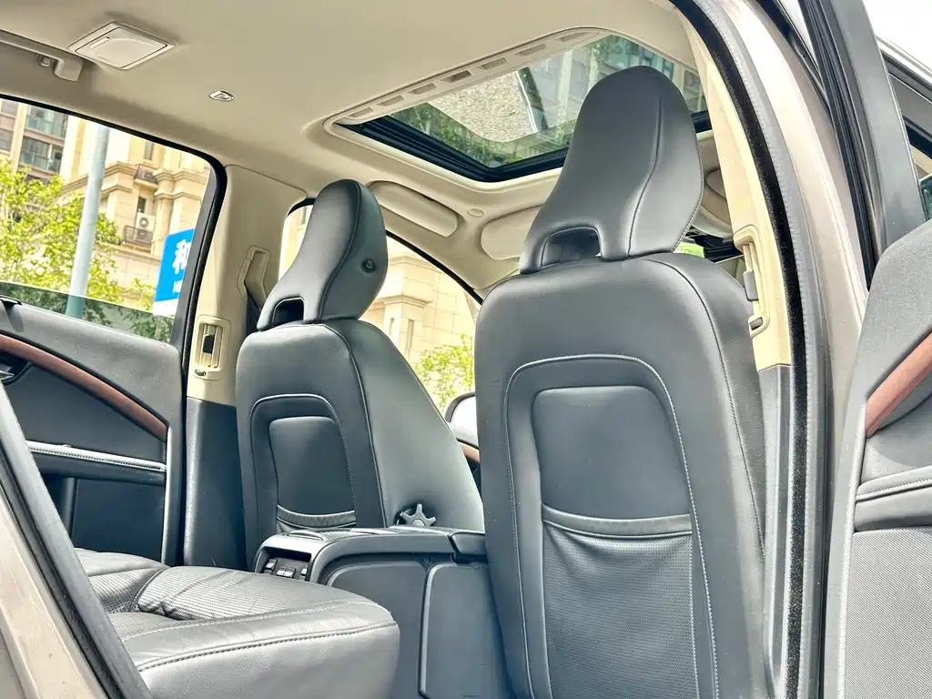 Volvo S80L 2015 — фото 29