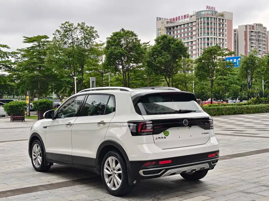 Volkswagen T-Cross 2020 — фото 15