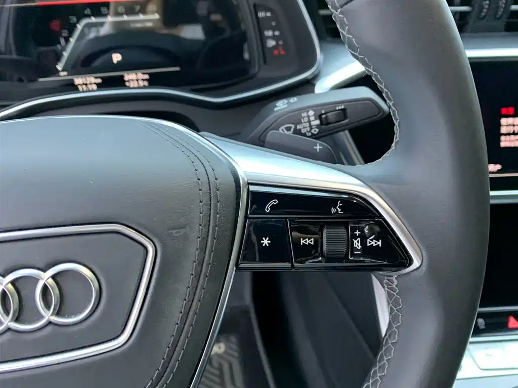 Audi A6L 2024 — фото 19