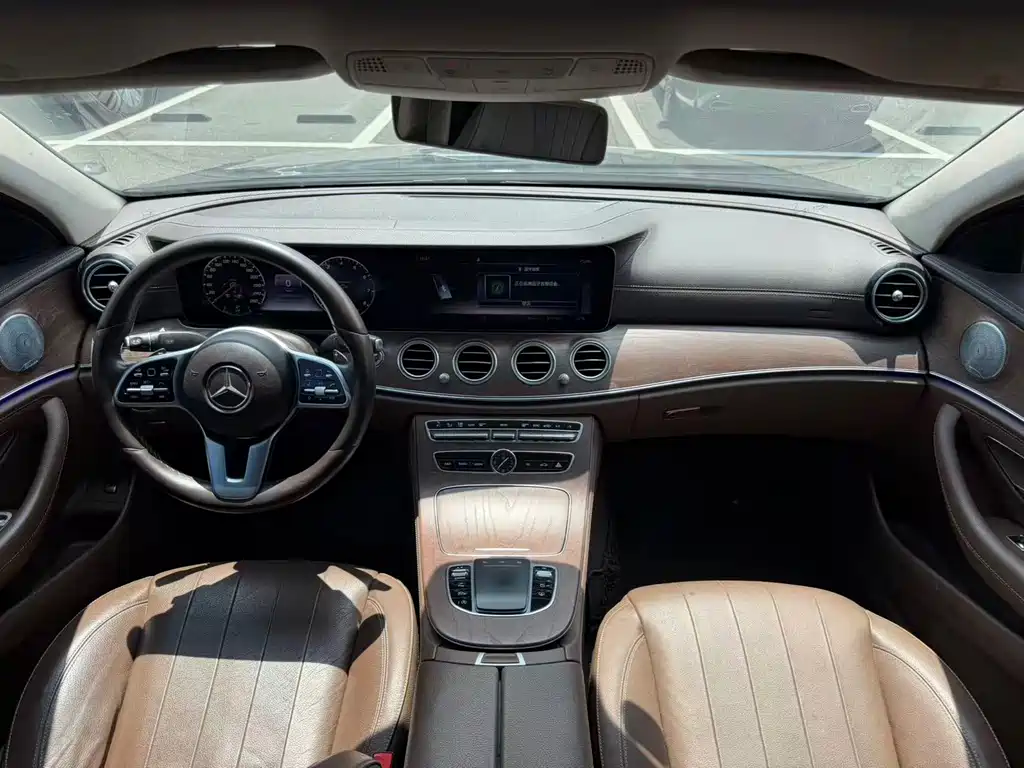 Mercedes-Benz E-Class 2019 — фото 4
