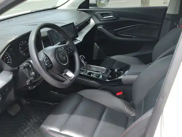 MG MG5 2024