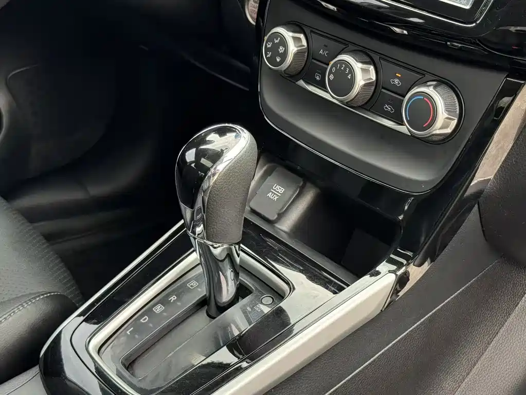 Nissan Sylphy 2016 — фото 17