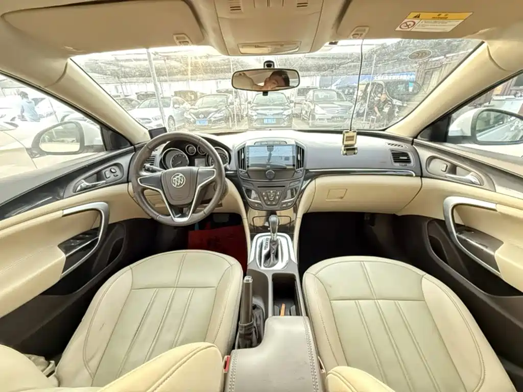 Buick Regal 2015 — фото 12