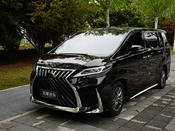 Toyota Wilfa 2023