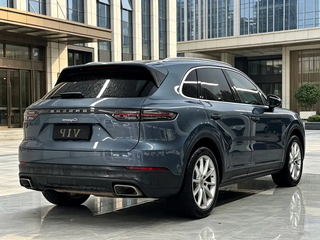 Porsche Cayenne 2018 — фото 7