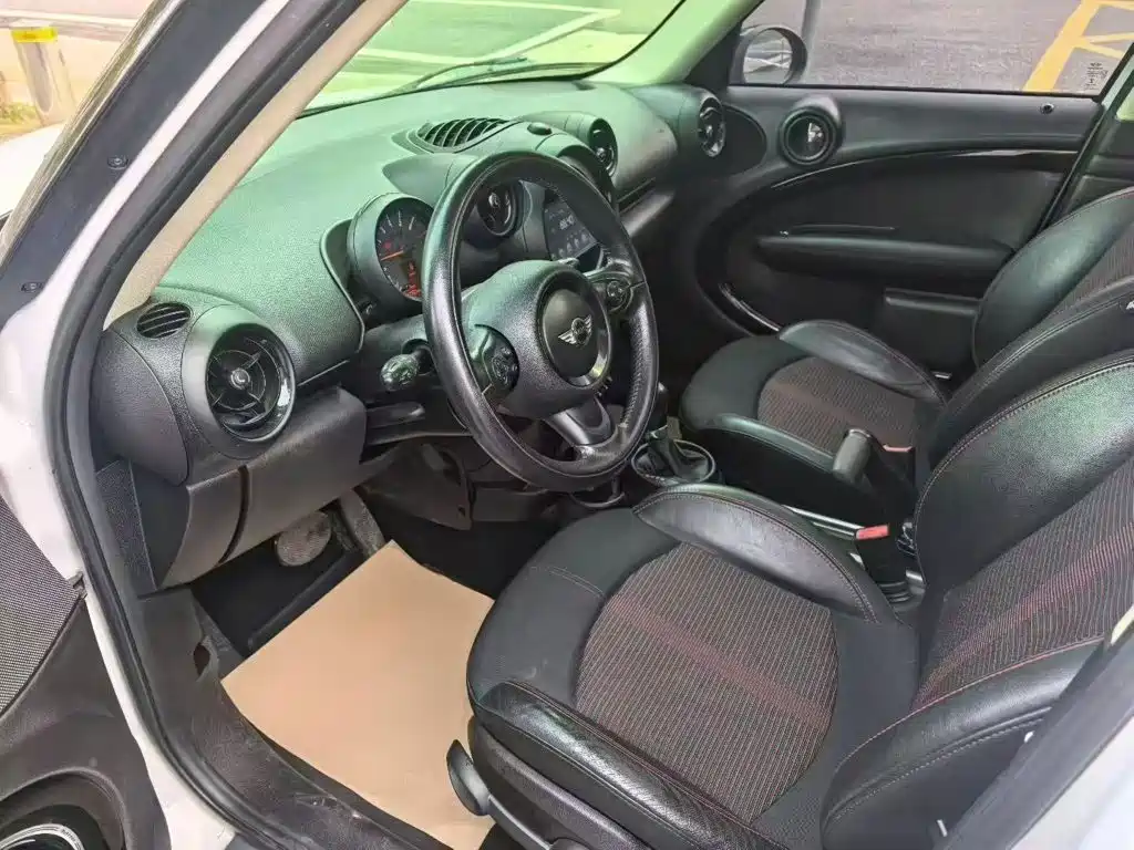 MINI Countryman 2015 — фото 15