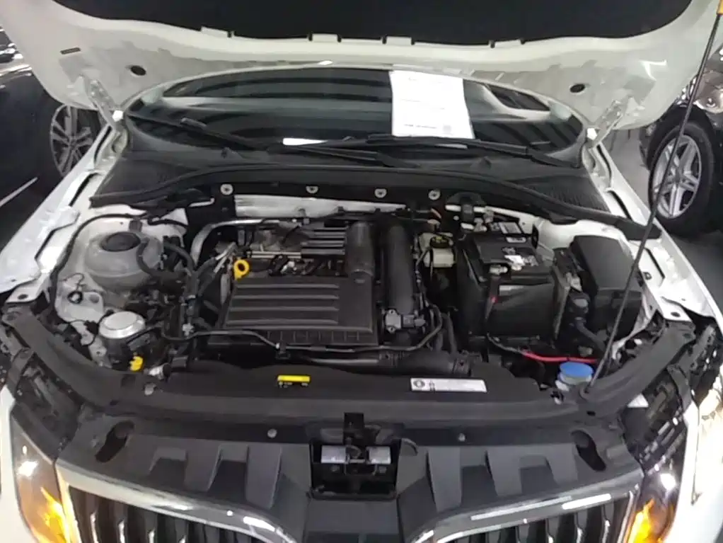 Skoda Octavia 2020 — фото 20