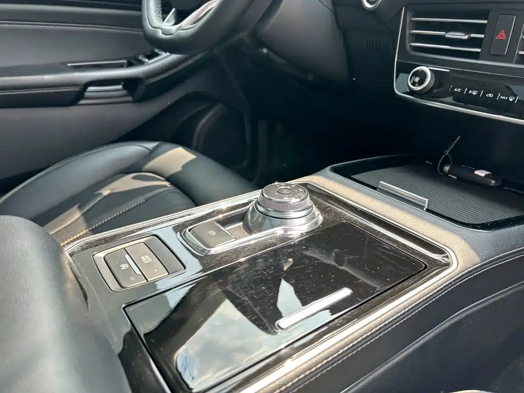 Ford Edge 2022 — фото 16