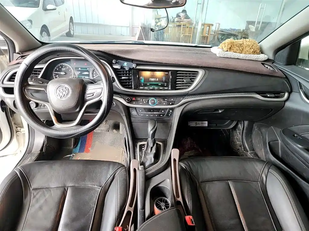 Buick Excelle 2016 — фото 10