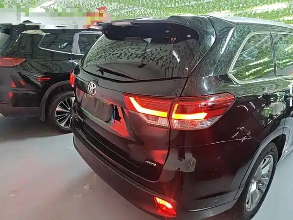 Toyota Highlander 2018