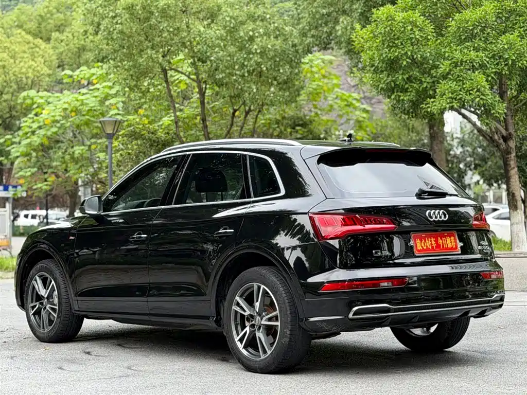 Audi Q5L 2019 — фото 4