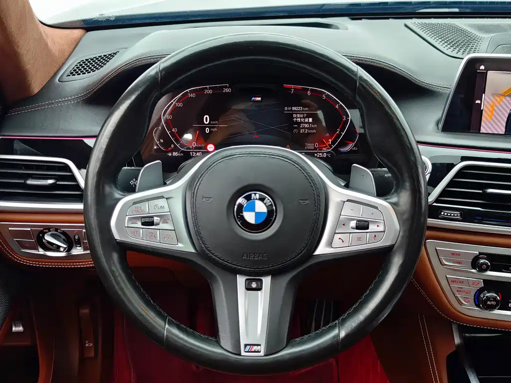 BMW 7 Series 2019 — фото 10