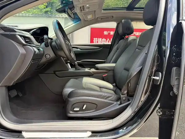 Cadillac XTS 2018