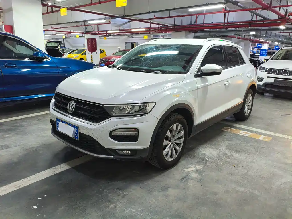 Volkswagen T-Roc 2019 — фото 1