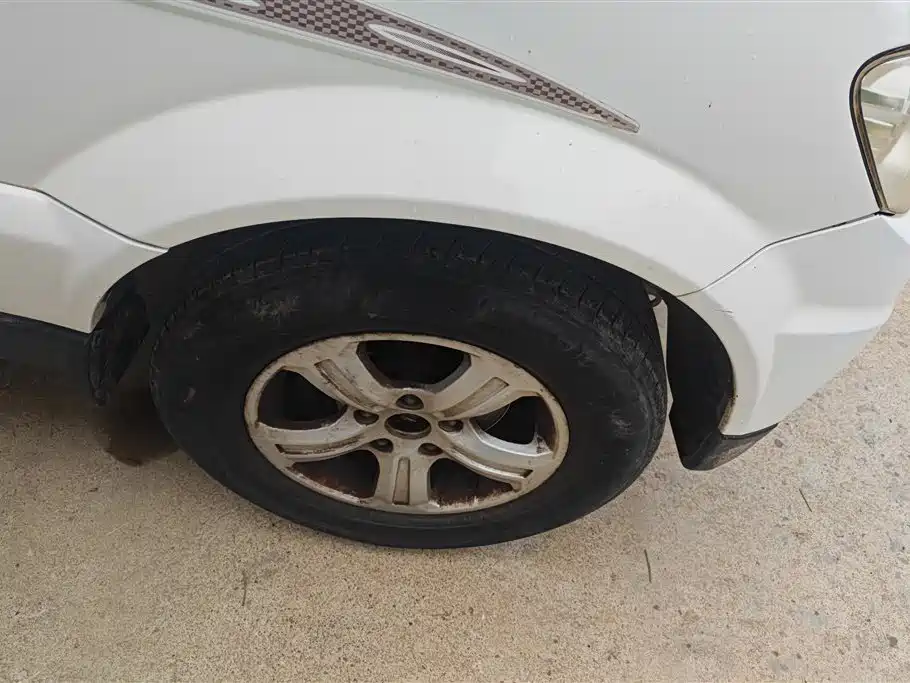 Zotye ZhongTaiT200 2013