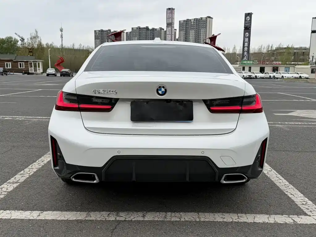 BMW 3 Series 2023