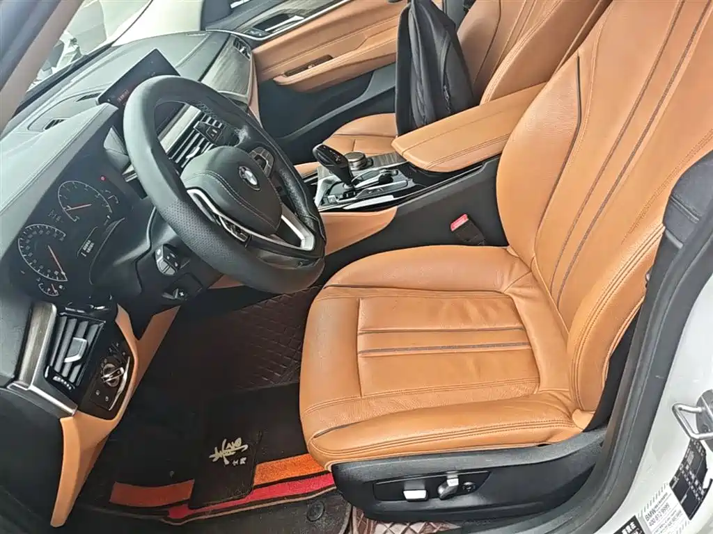 BMW 6 Series GT 2019 — фото 15